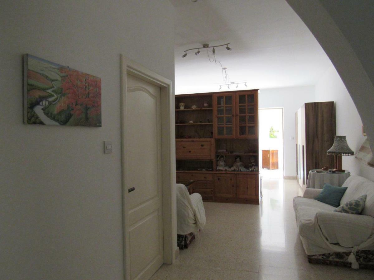 Central Studio Apartment Santa Vennera ภายนอก รูปภาพ